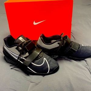 Nike Romaloes Weightlifting Shoes